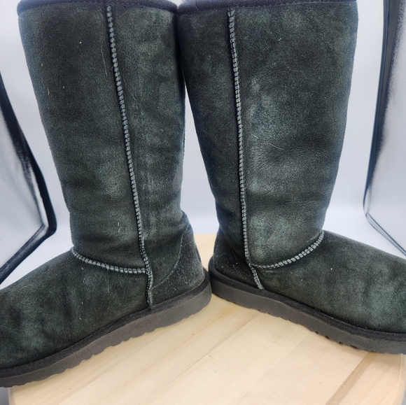 UGG Australia Womens Tall Boots sz 5 - Picture 5 of 12